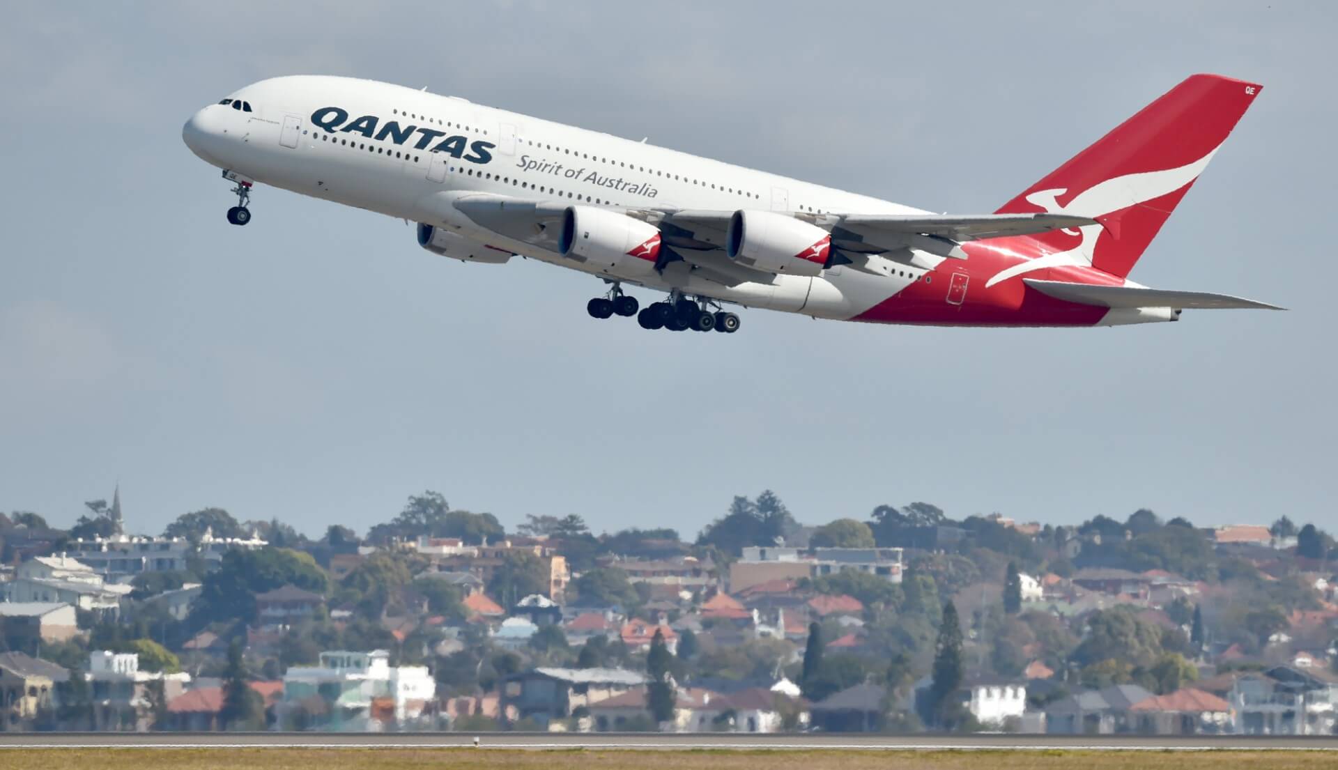 Photo of Vanessa Hudson’s new Qantas CEO salary revealed